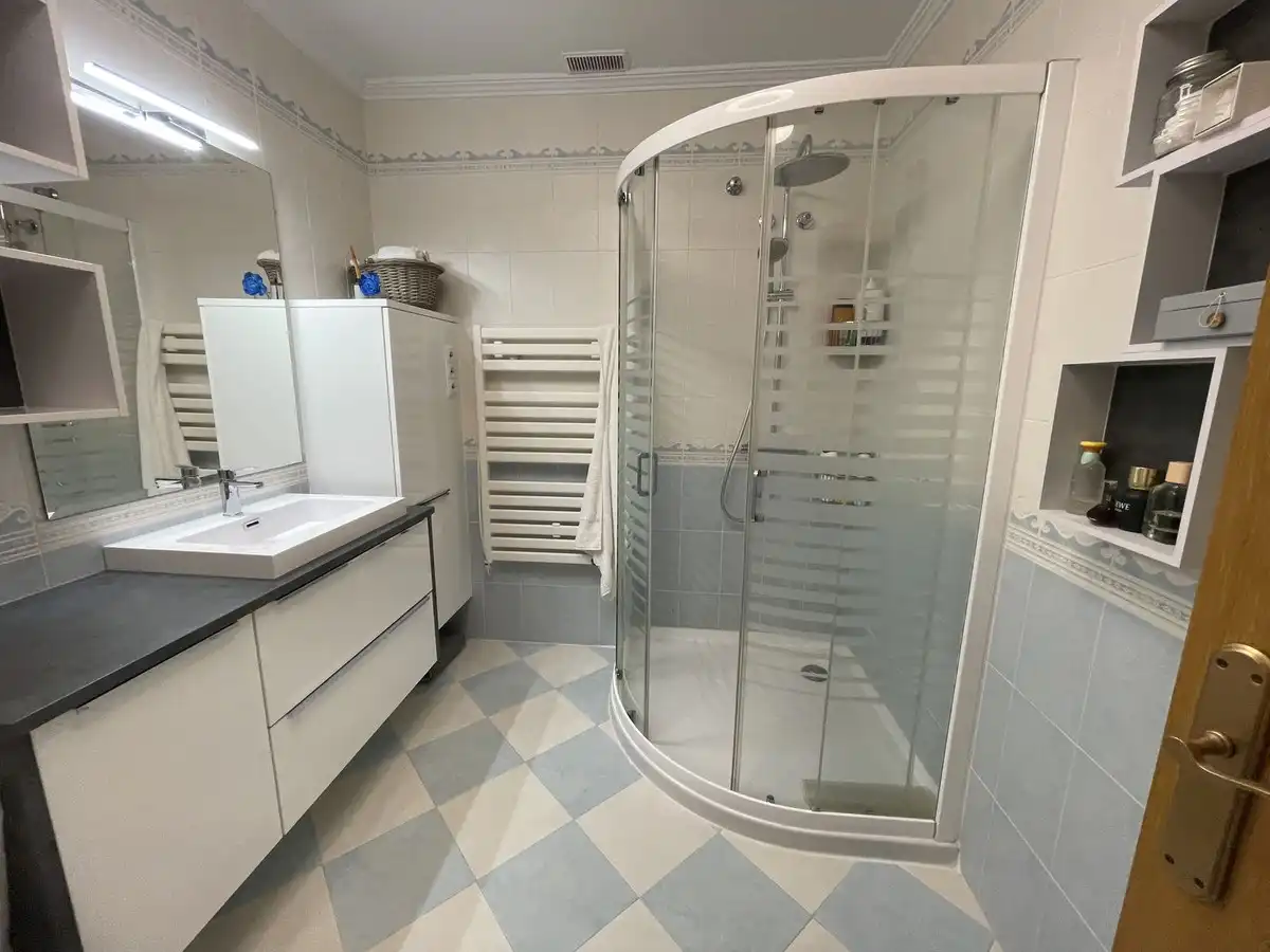 Bany de Casa o xalet en venda en Pilar de la Horadada amb Aire condicionat, Jardí privat i Terrassa