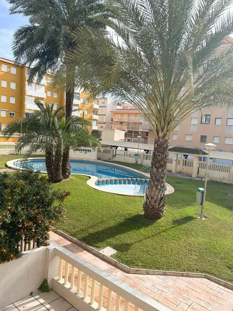 Piscina de Casa adosada en venta en Miramar con Calefacción, Jardín privado y Terraza