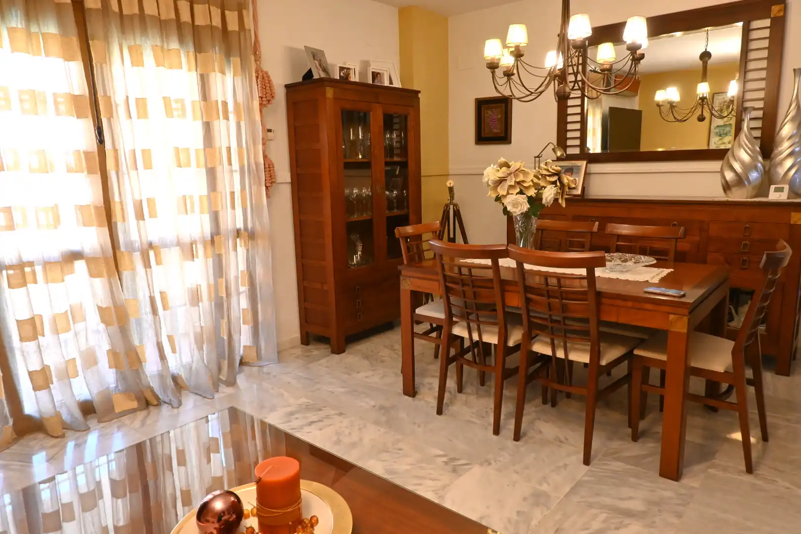 Comedor de Casa adosada en venta en Las Gabias con Aire acondicionado, Calefacción y Terraza