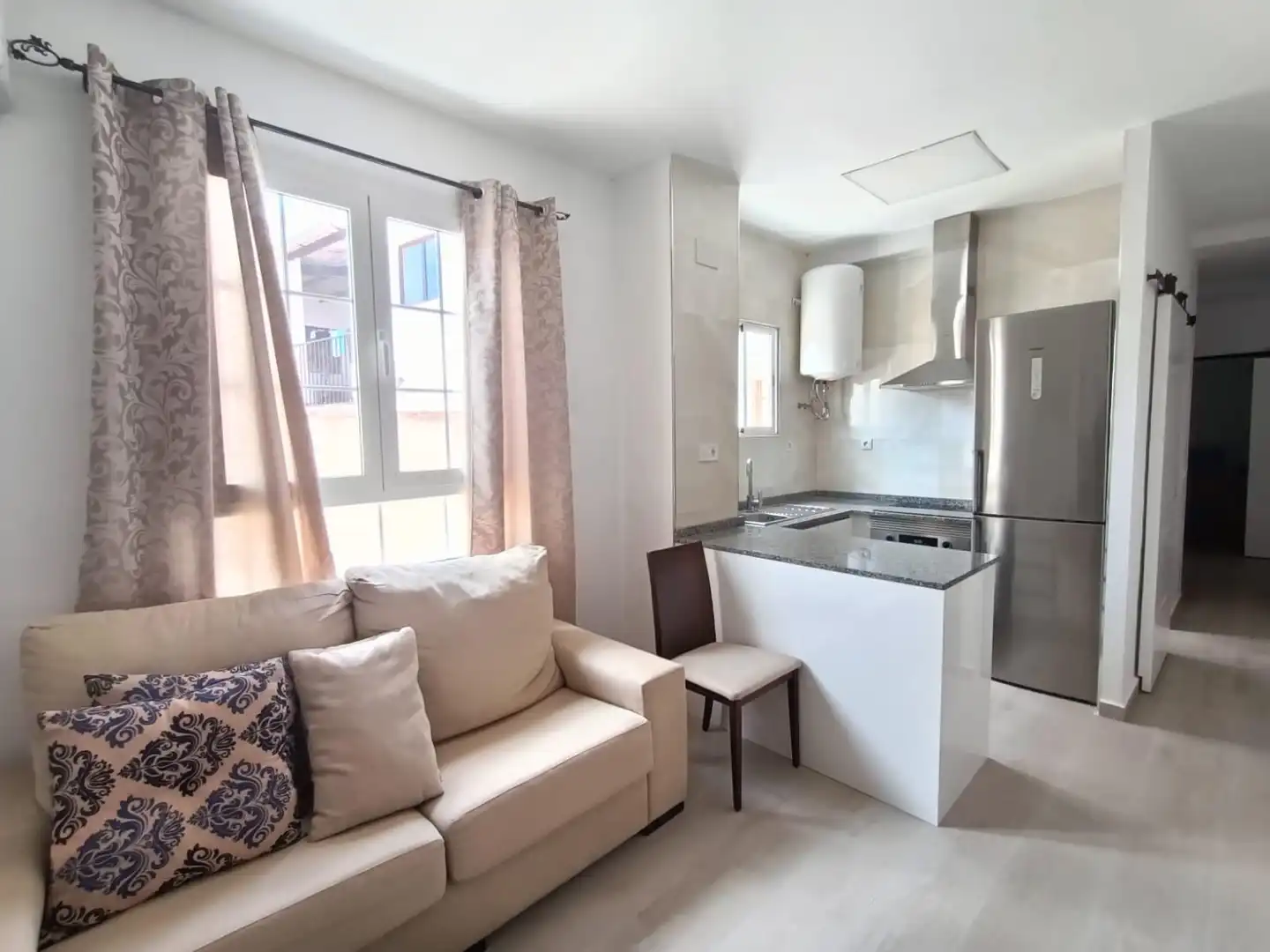 Habitación de Piso en venta en Antequera con Aire acondicionado, Amueblado y Balcón