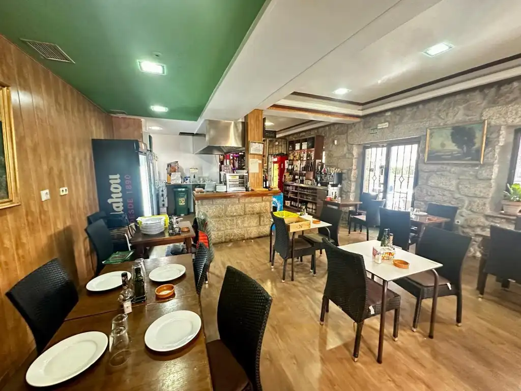Edificio en venta en Manzanares El Real