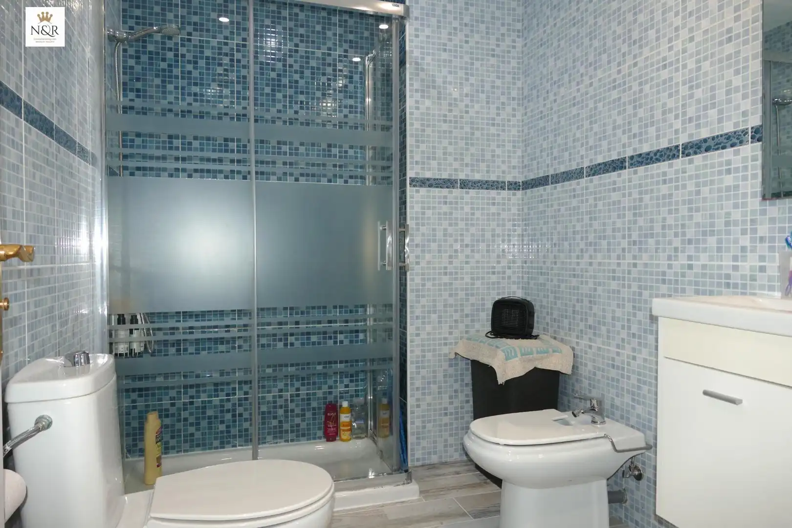 Bathroom of Ground floor for sale in Inca  with Air Conditioner, Private garden and Terrace