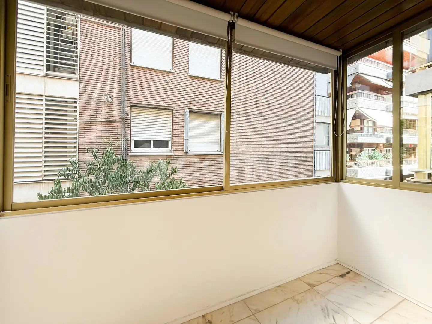 Flat for rent in Anglí, Les Tres Torres