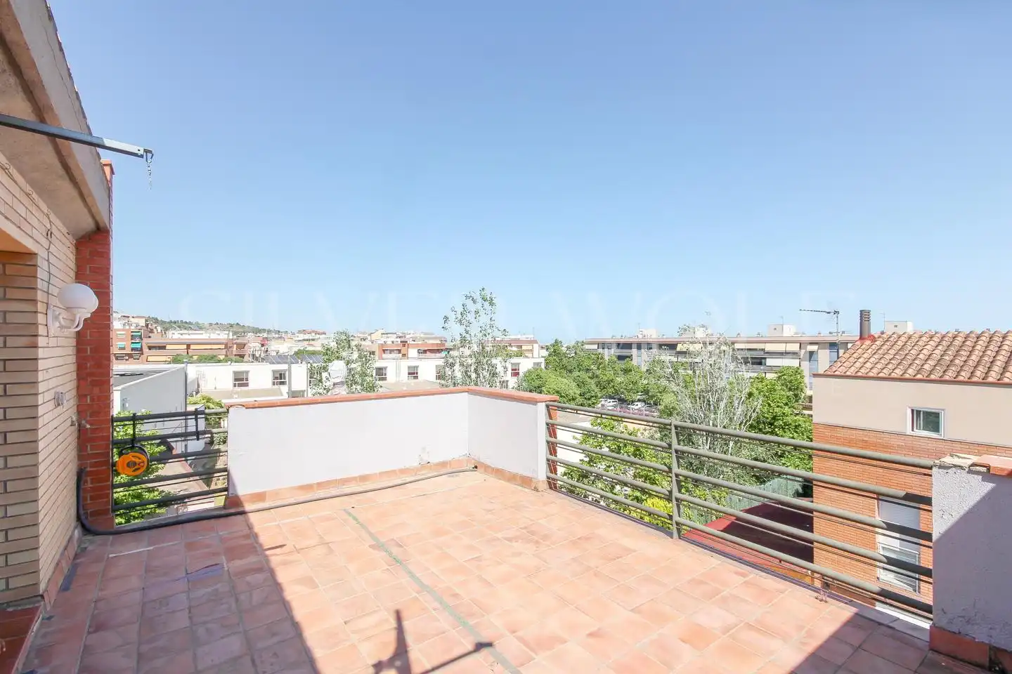 Terrasse von Einfamilien-Reihenhaus zum Verkauf in Viladecans mit Heizung, Privatgarten und Terrasse