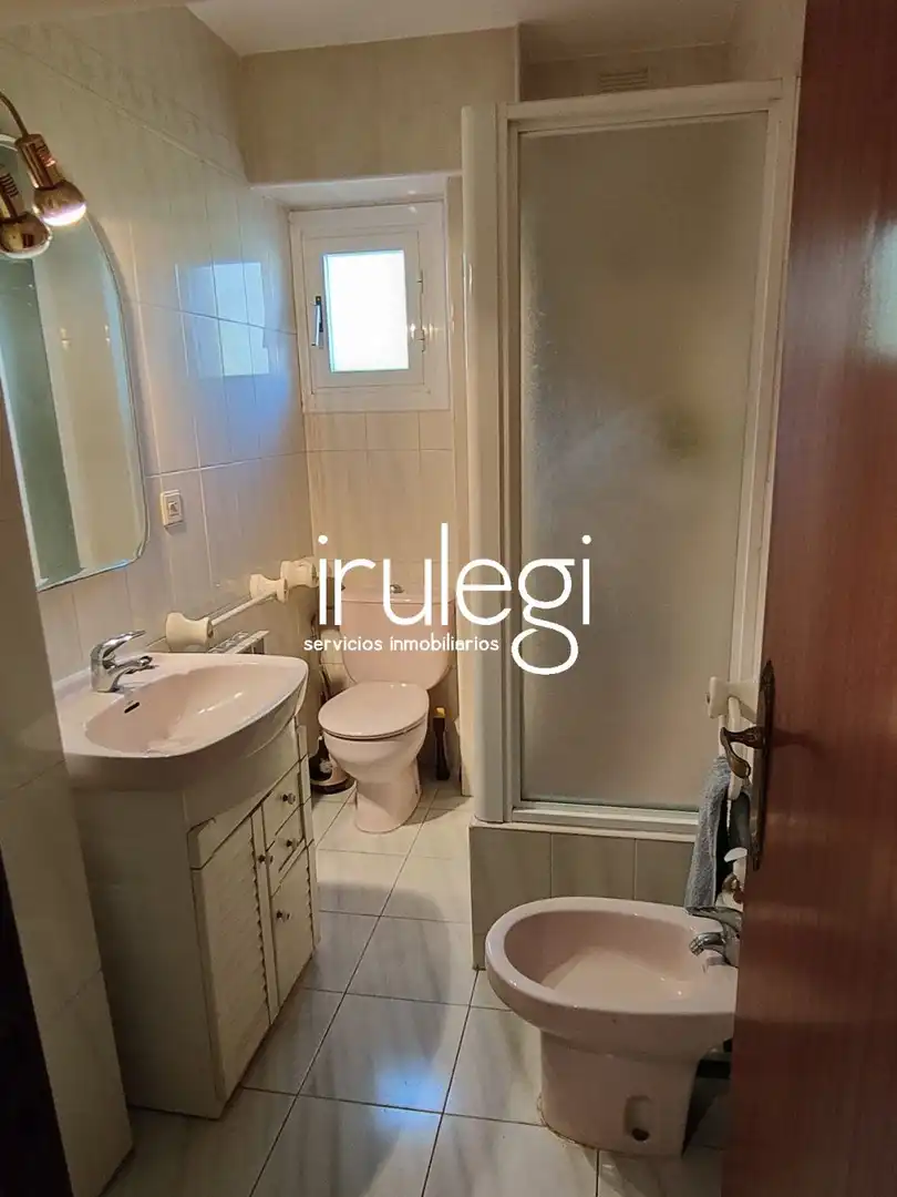 Bathroom of Flat for rent in Andoain  with Heating, Storage room and Furnished