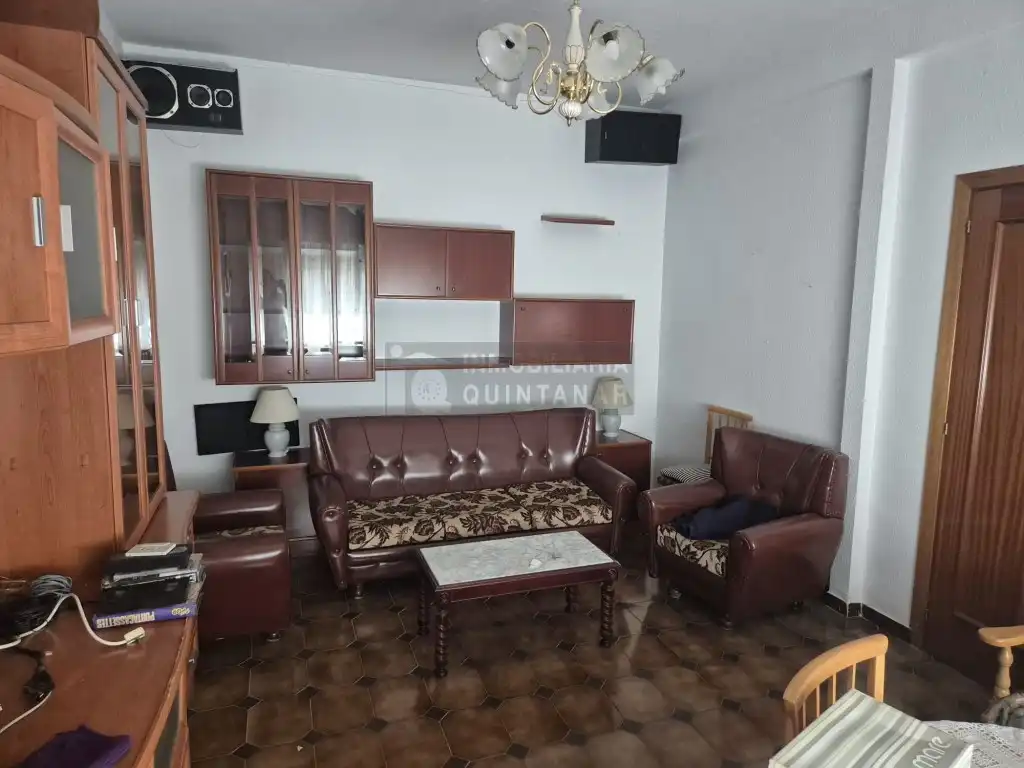 Haus zum Verkauf in Calle Desiderio Carrion 27, imagen 2