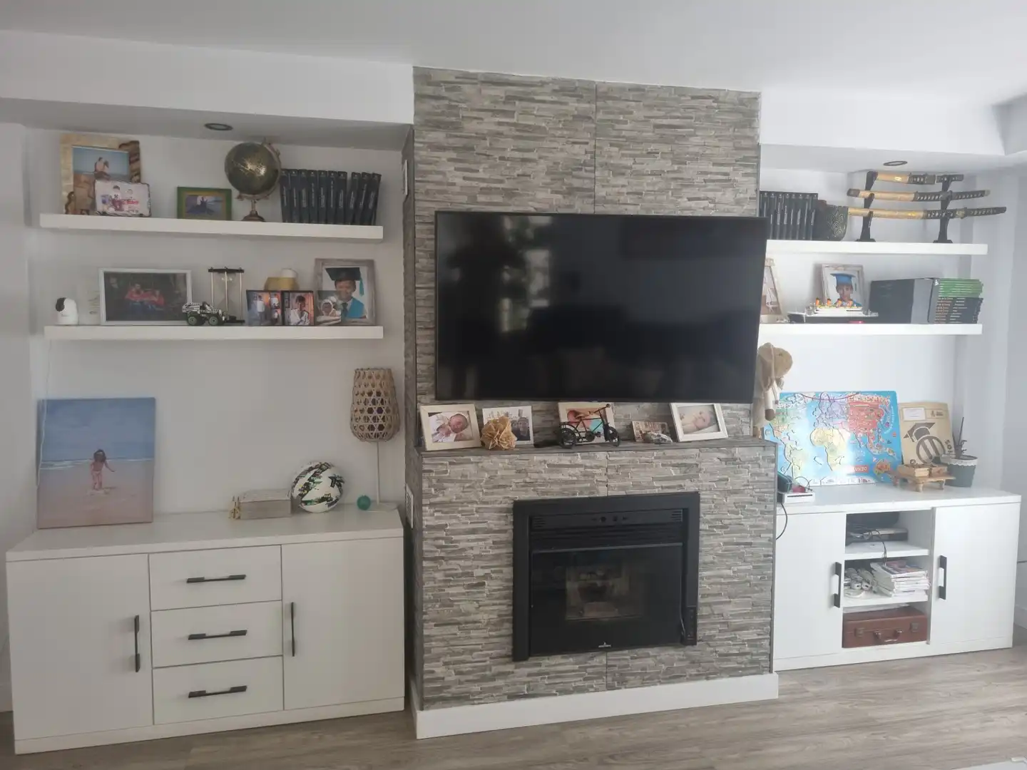 Sala de estar de Casa adosada de alquiler en San Fernando con Aire acondicionado, Calefacción y Jardín privado