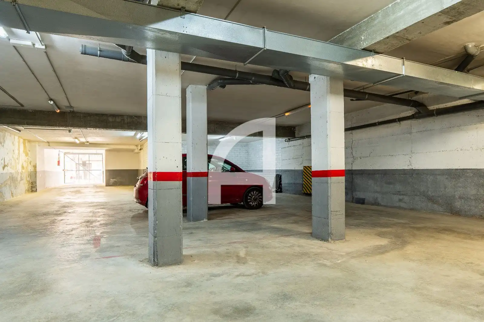 Parking de Ático en venta en Cervelló con Calefacción