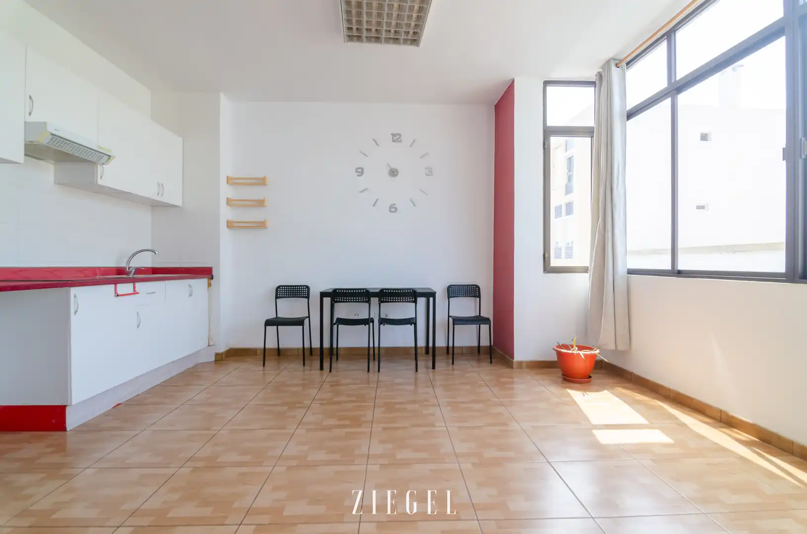 Kitchen of Flat for sale in Las Palmas de Gran Canaria  with Furnished