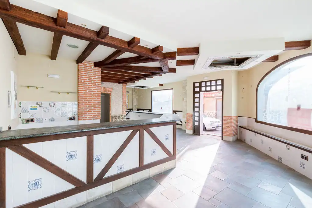Business premises for sale in C/ Noliva, imagen 10