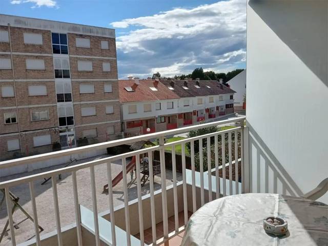 Piso en Venta en Avenida Luis Rocafort en Sanxenxo pueblo