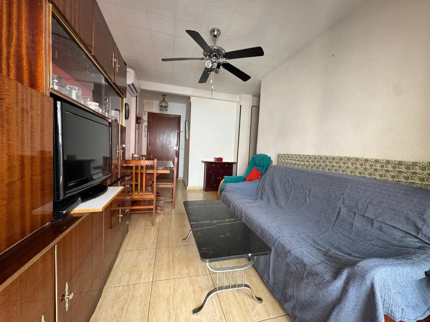 Living room of Apartments for sale in Benidorm  with Air Conditioner, Terrace and Storage room