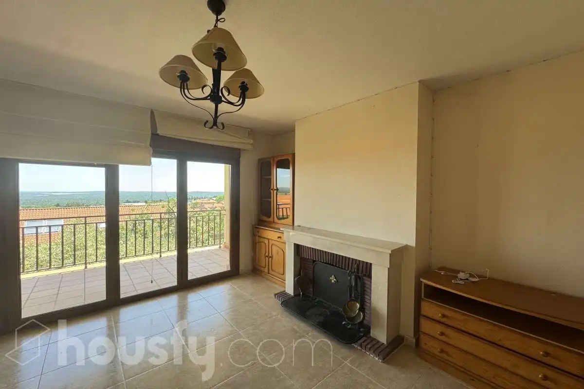 Sala d'estar de Casa o xalet de lloguer en San Lorenzo de El Escorial amb Jardí privat, Terrassa i Traster