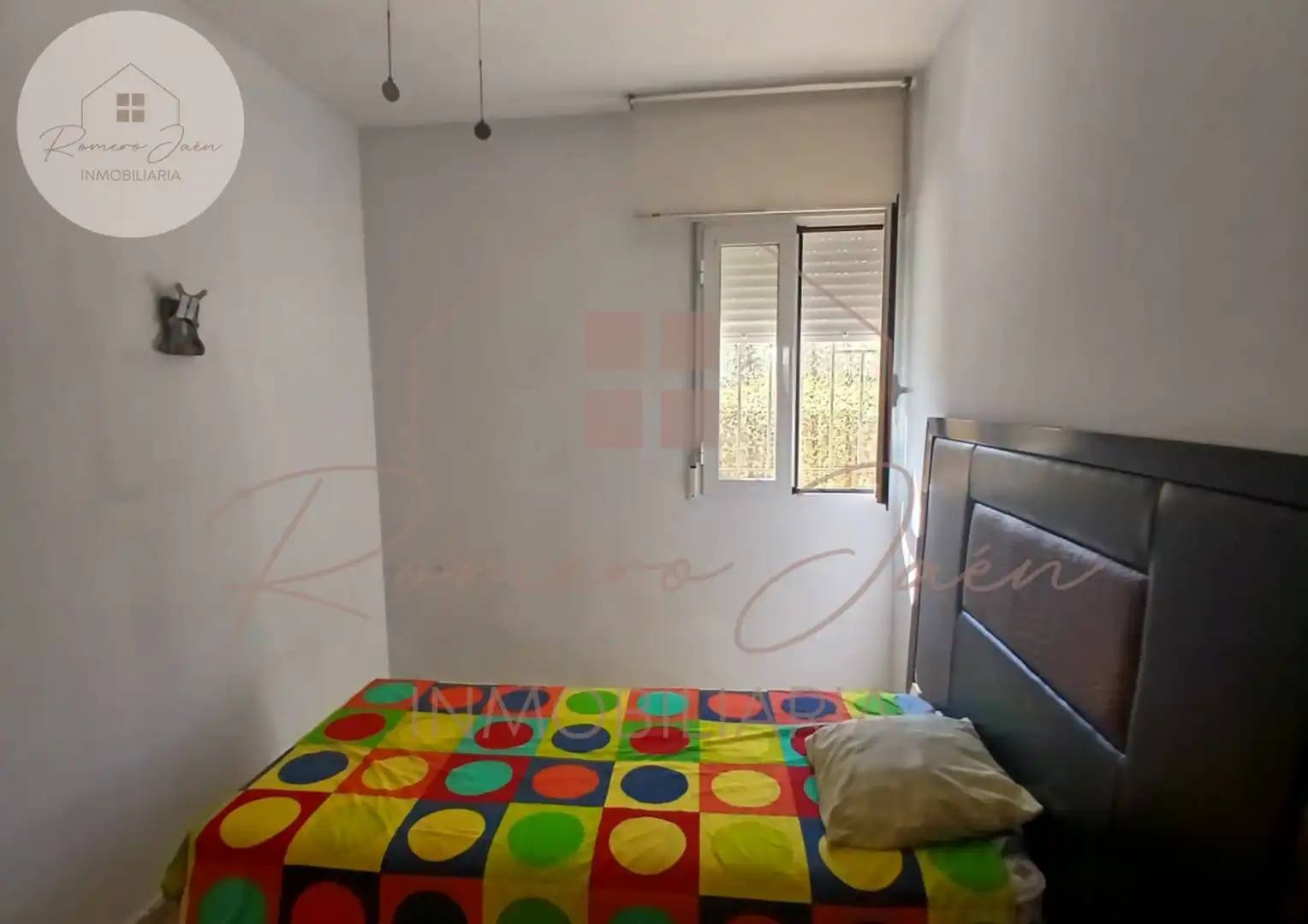 Bedroom of Houses for sale in Jaén  with Air Conditioner, Private garden and Terrace