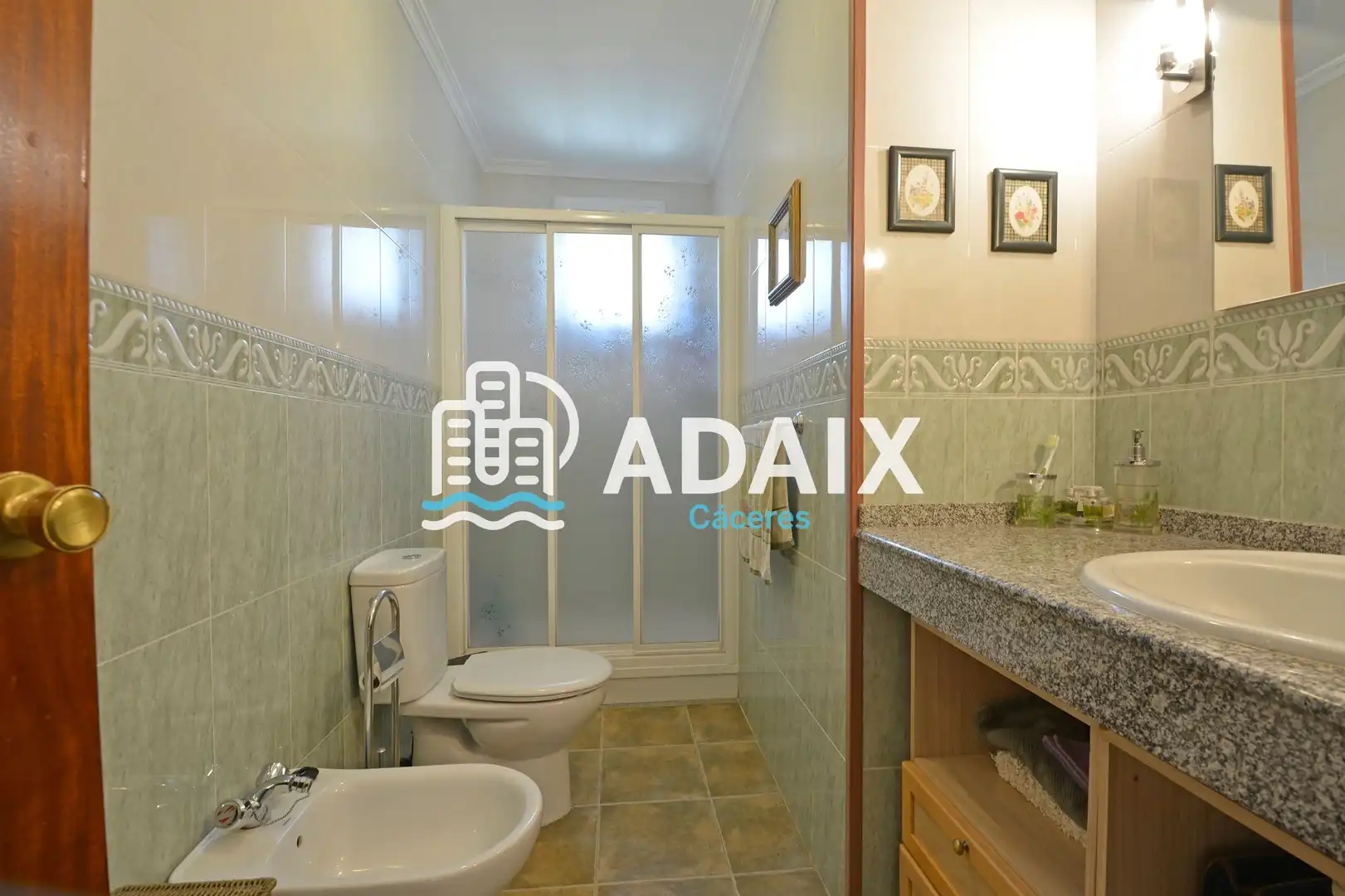 Baño de Casa o chalet en venta en Torreorgaz con Aire acondicionado, Calefacción y Trastero
