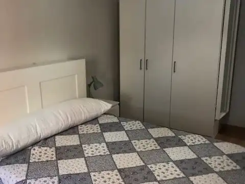 Dormitori de Pis de lloguer en Ave María