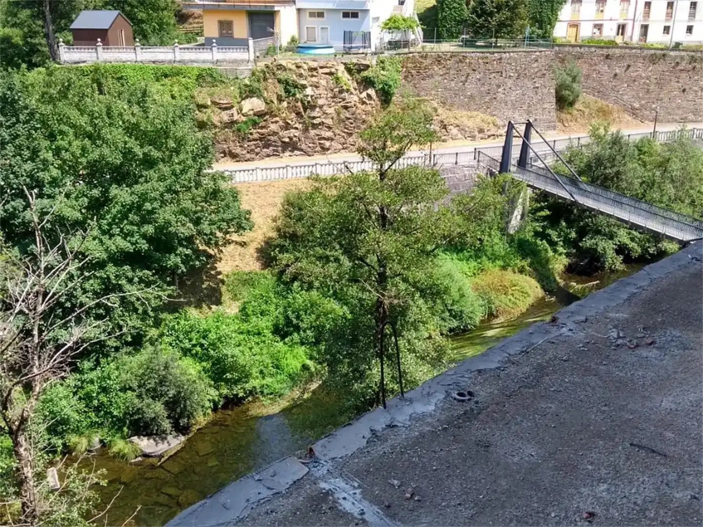 Vista exterior de Piso en venta en A Pontenova   con Trastero