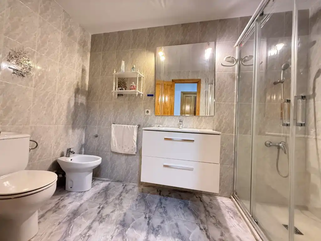 Bathroom of Ground floor for sale in Inca