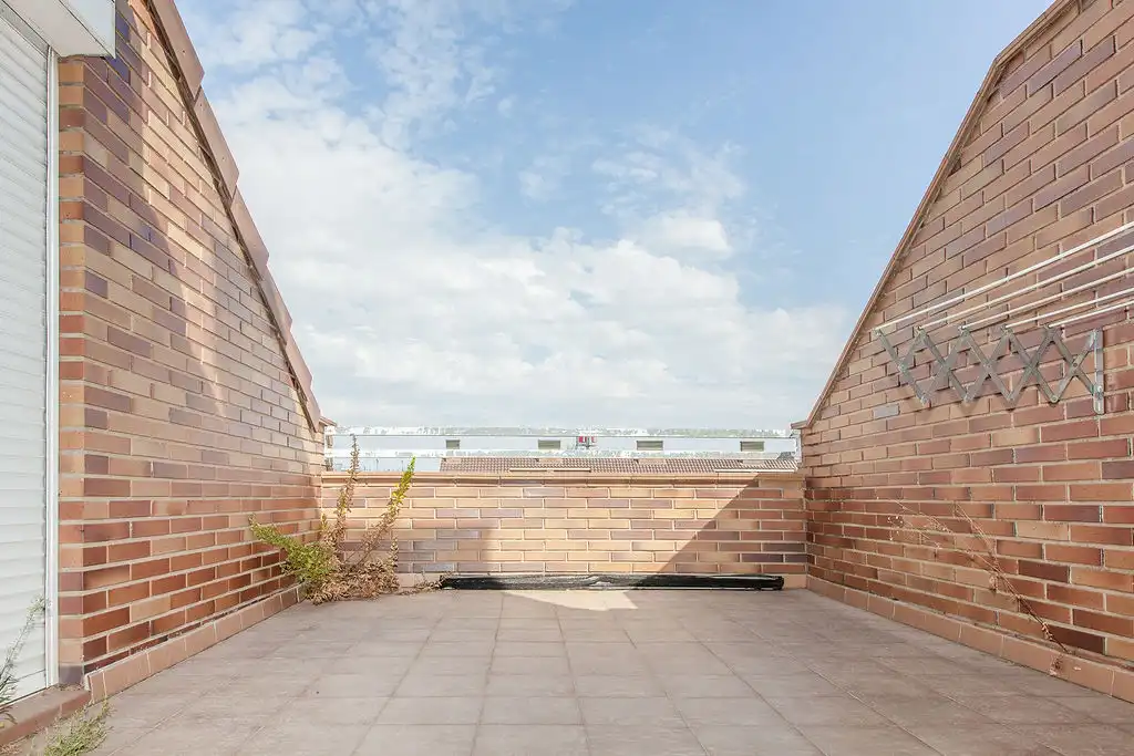 Maison jumelée à vendre à C/ Ibón de Ordiceto, imagen 22