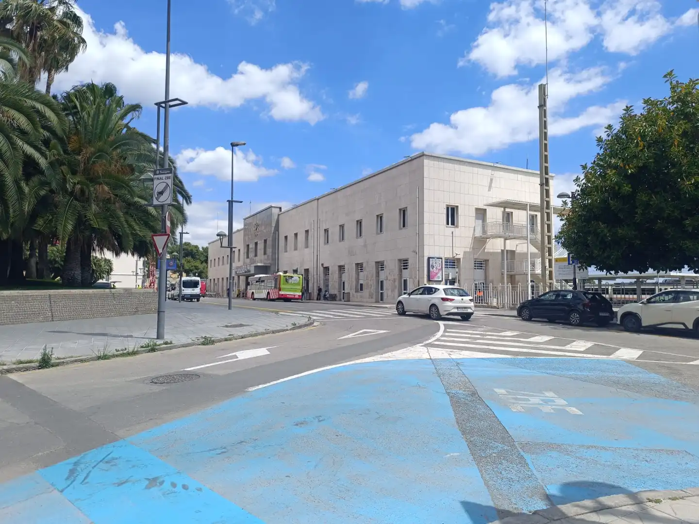 Vista exterior de Local en venda en Tarragona