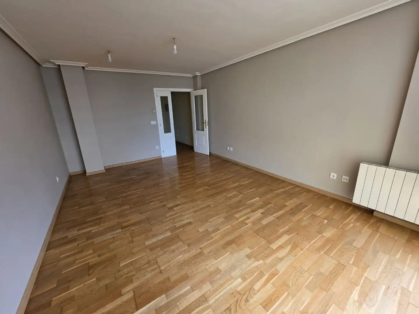Sala de estar de Piso de alquiler en A Coruña Capital  con Calefacción