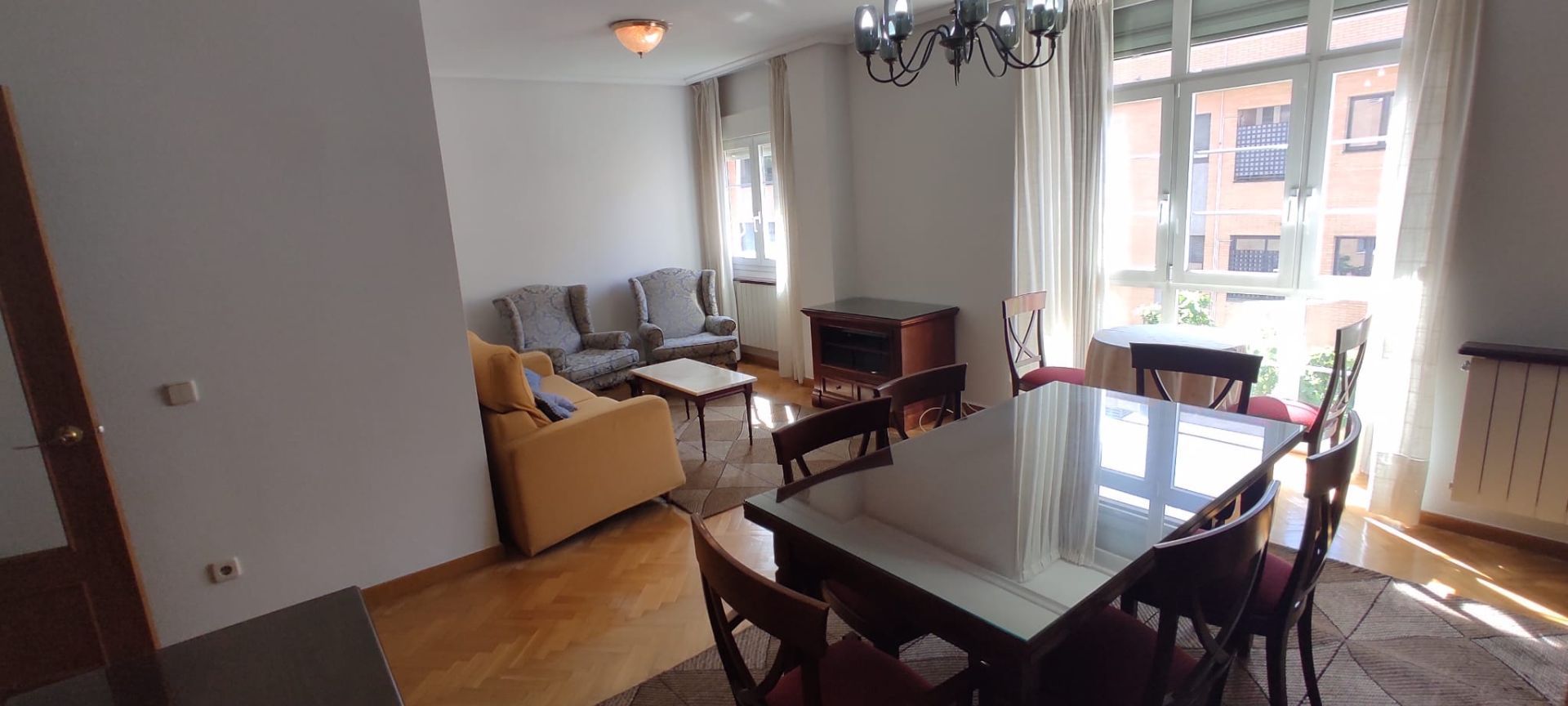 Sala d'estar de Pis de lloguer en  Madrid Capital amb Aire condicionat, Calefacció i Moblat