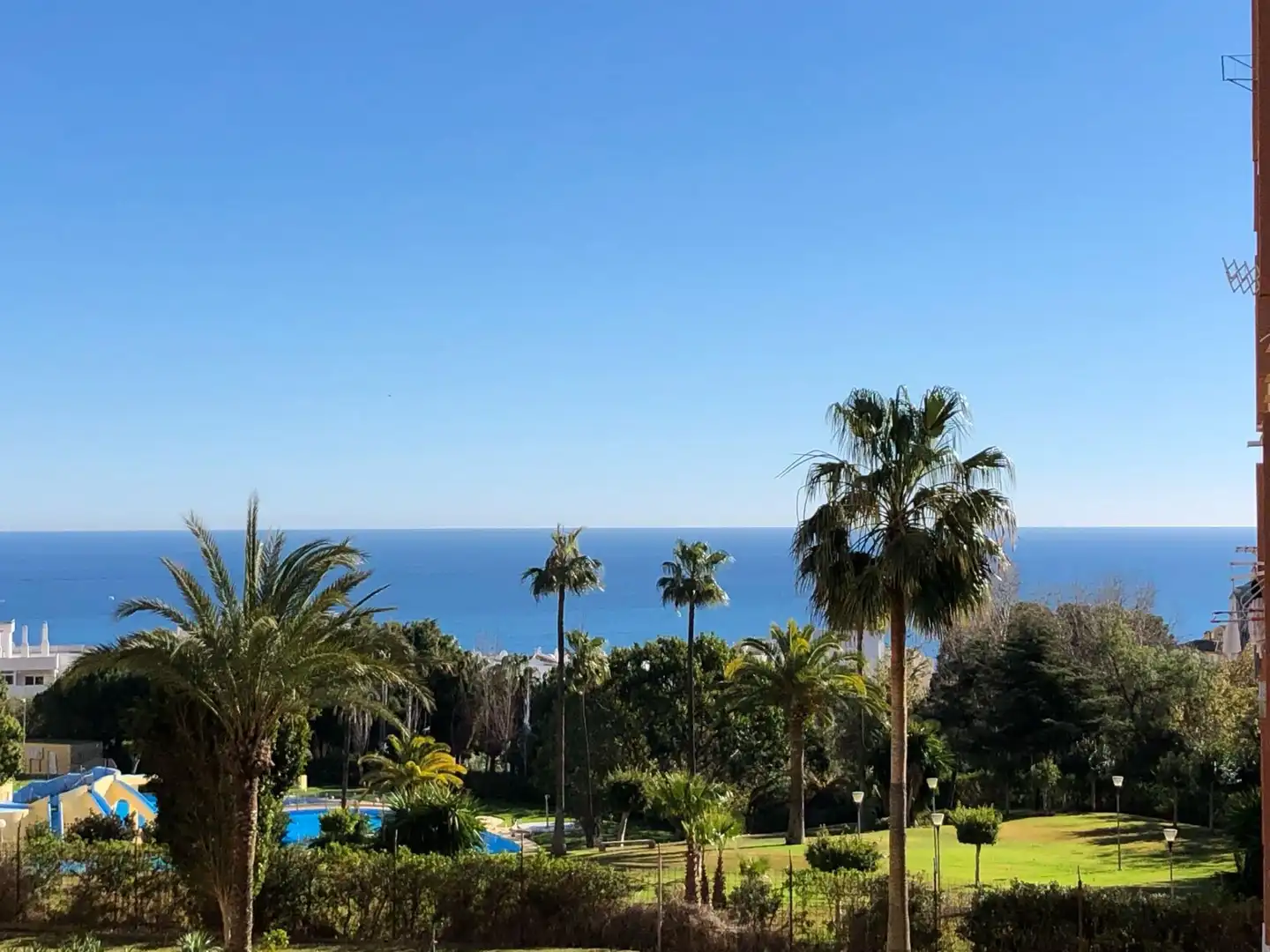 Jardí de Estudi en venda en Benalmádena amb Aire condicionat, Calefacció i Moblat