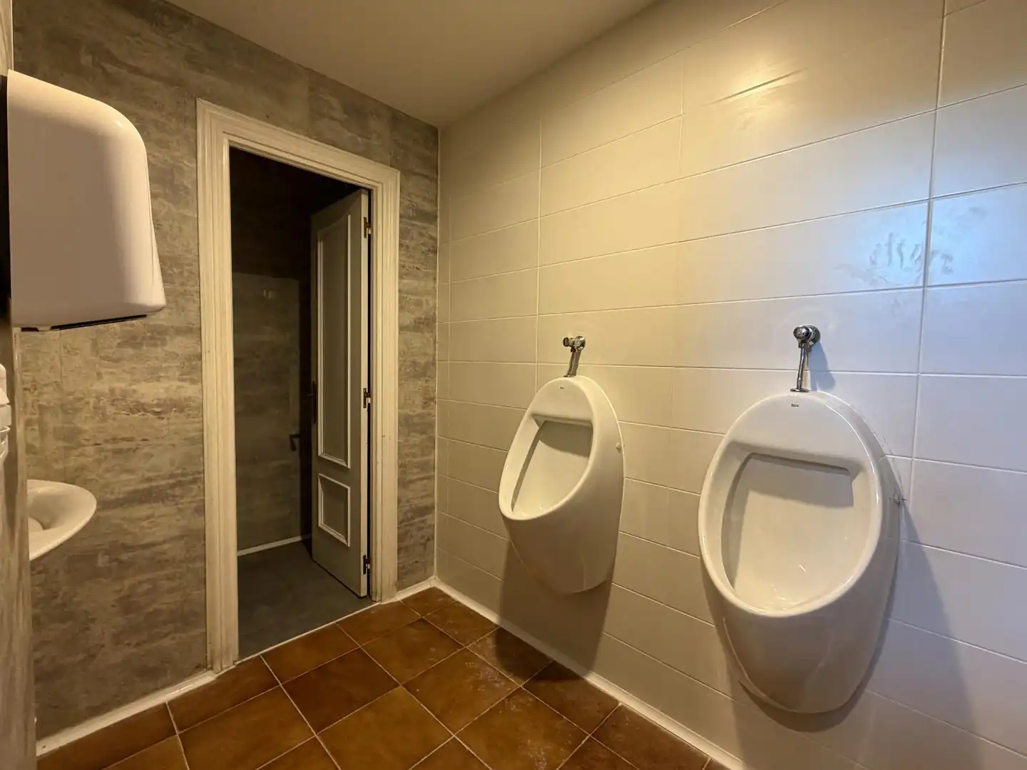 Baño de Local de alquiler en Donostia - San Sebastián 