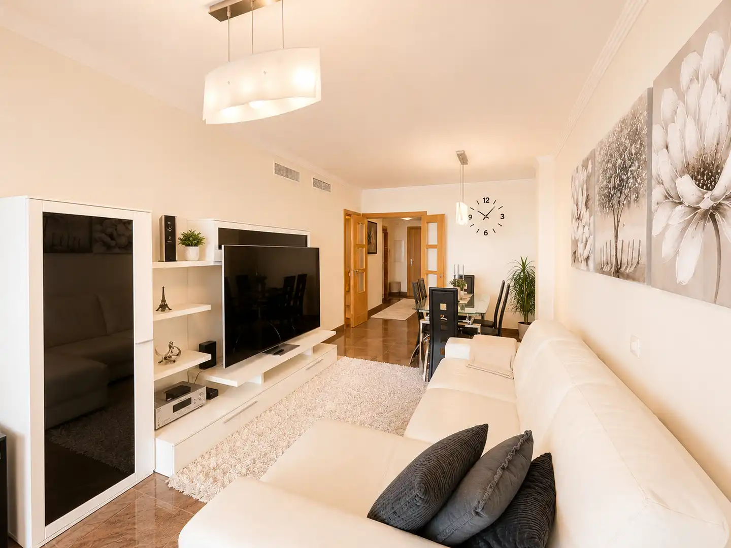 Sala d'estar de Dúplex en venda en Fuengirola amb Aire condicionat, Moblat i Forn