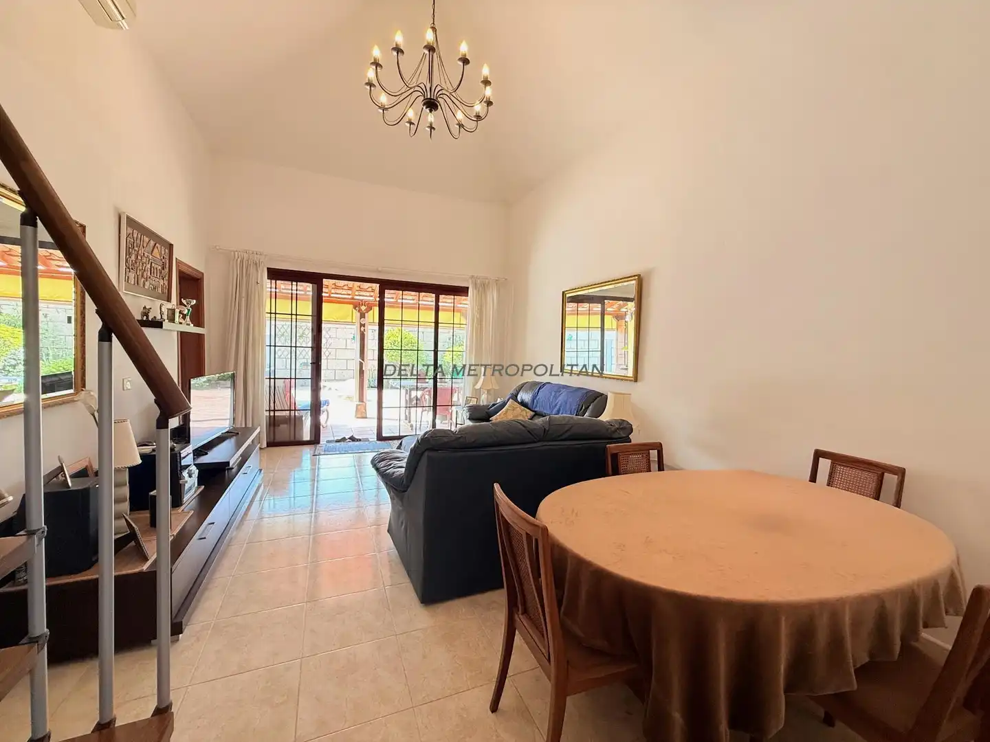 Living room of Houses for sale in Arona  with Air Conditioner, Terrace and Storage room