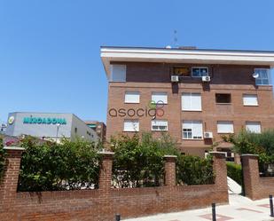 Exterior view of Flat to rent in Azuqueca de Henares  with Heating, Terrace and Furnished