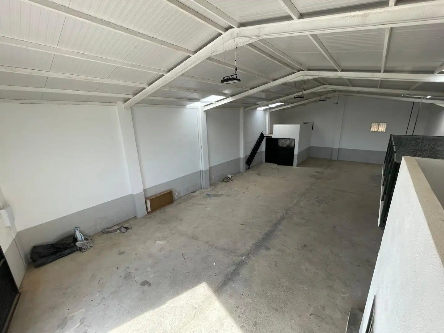 Fabrikhallen zur Miete in Casar de Cáceres