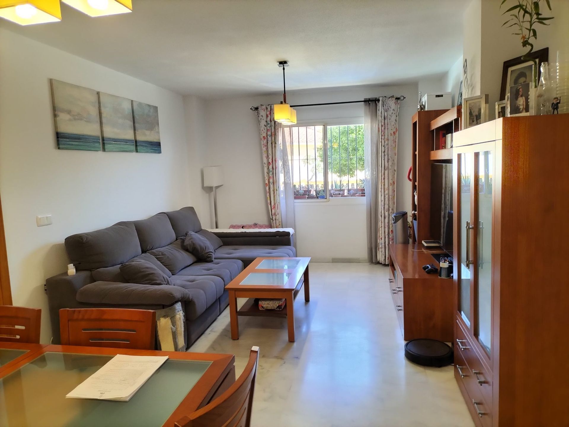 Sala de estar de Piso en venta en Alhaurín de la Torre con Aire acondicionado, Trastero y Piscina comunitaria