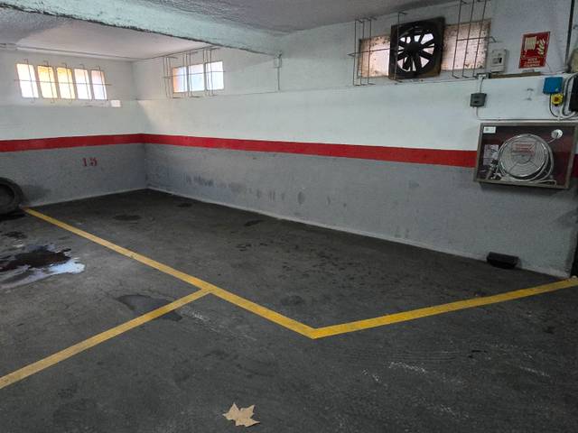 Garaje en Alquiler en Carrer de Sant Jordi, 27 en Centre - Estació