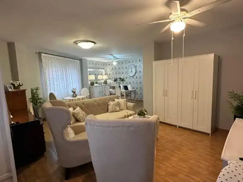 Sala de estar de Casa o chalet en venta en La Roda con Aire acondicionado y Balcón