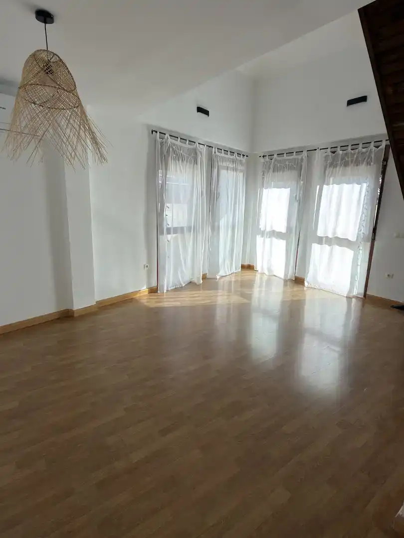 Wohnzimmer von Maisonette zur Miete in San Martín de Valdeiglesias mit Klimaanlage
