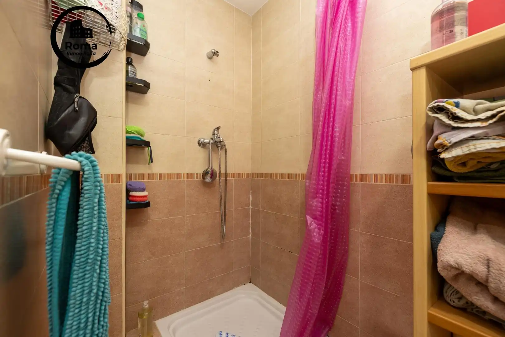 Badezimmer von Wohnung zum Verkauf in Cijuela mit Klimaanlage, Terrasse und Abstellraum