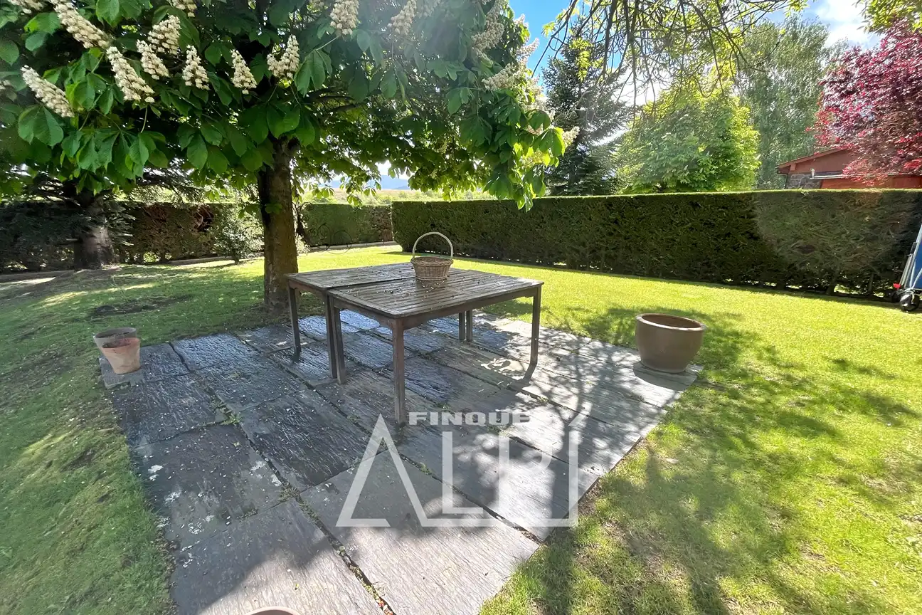 Garden of Detached homes for sale in Prats i Sansor  with Heating, Private garden and Parquet flooring