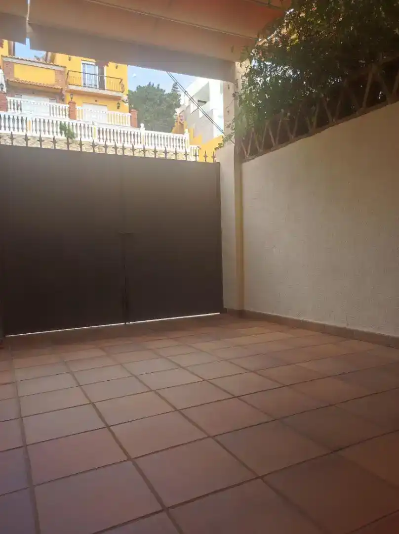 Jardí de Casa adosada de lloguer en Benalmádena