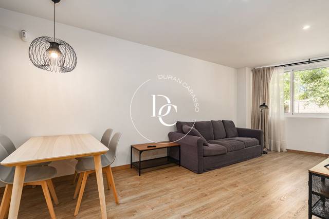 Piso en Venta en Avinguda del Paral·lel en El Poble Sec - Parc de Montjuïc