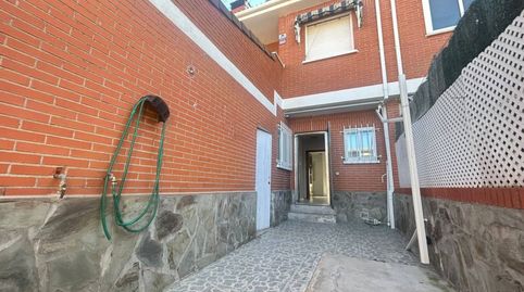 Foto 2 de Casa adosada en venda a Calle Paseo del Prado, Numancia de la Sagra, Toledo