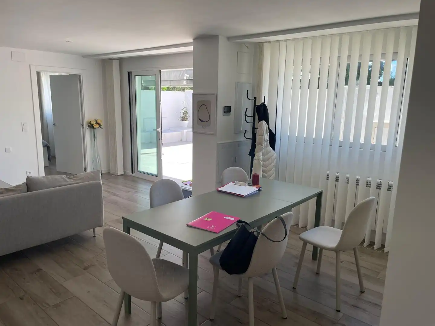 Dining room of Houses for rent in Paterna  with Air Conditioner, Private garden and Parquet flooring