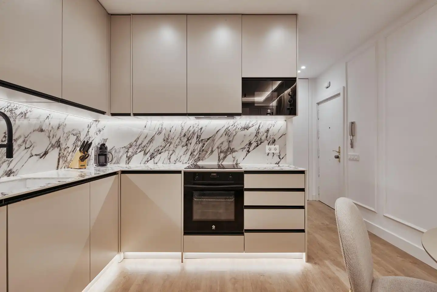 Ground floor with lift for sale in Calle de Colón, imagen 15