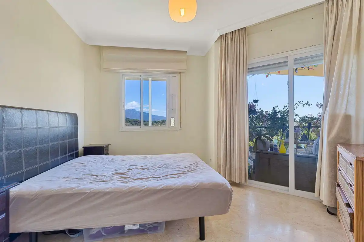 Schlafzimmer von Wohnungen zum Verkauf in Estepona mit Klimaanlage, Terrasse und Abstellraum