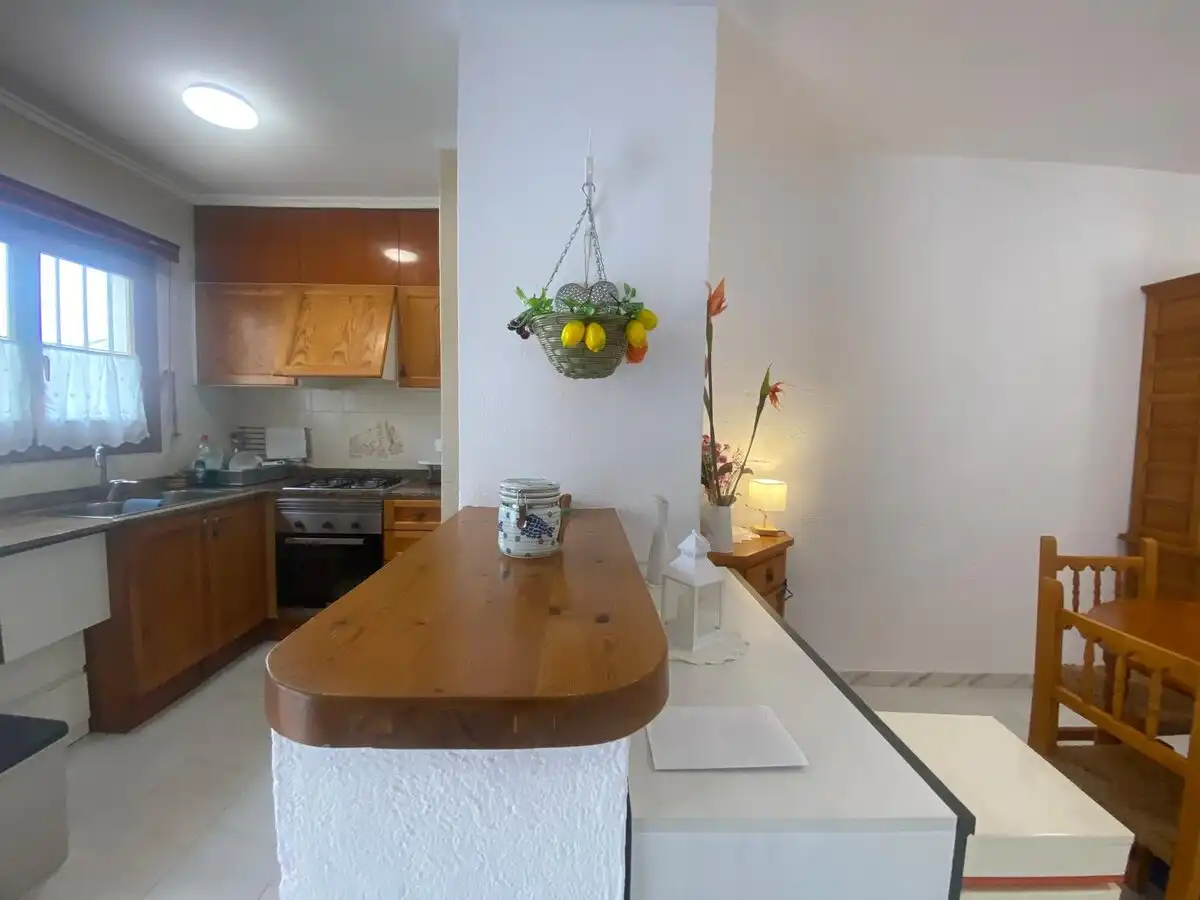 Cuina de Apartament de lloguer en Dénia amb Aire condicionat, Calefacció i Terrassa