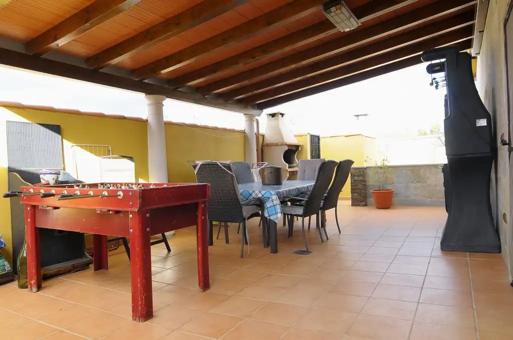 Terrasse von Haus oder Chalet zum Verkauf in Valdepeñas mit Klimaanlage, Heizung und Privatgarten