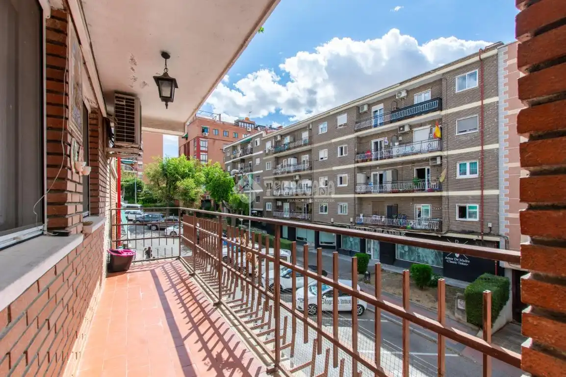Außenansicht von Wohnung zum Verkauf in Algete