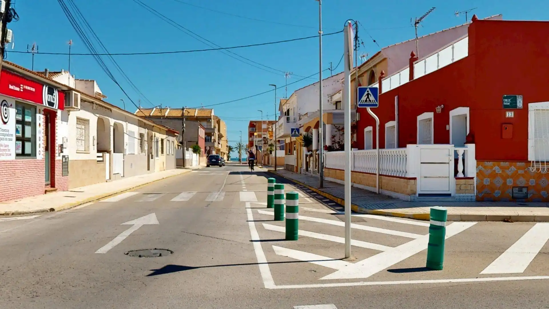 Vista exterior de Casa adosada en venta en Pilar de la Horadada con Jardín privado, Terraza y Balcón