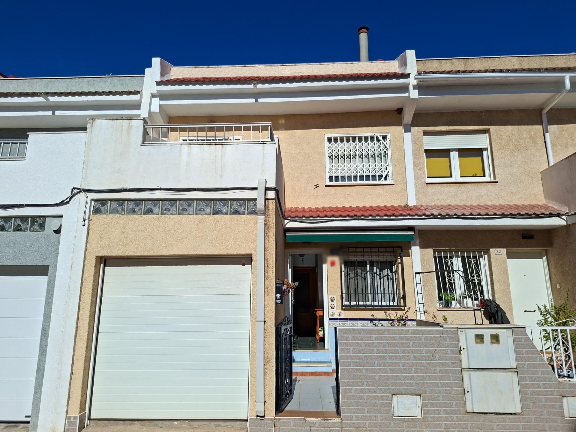Exterior view of Single-family semi-detached for sale in Vinaròs  with Air Conditioner, Terrace and Storage room
