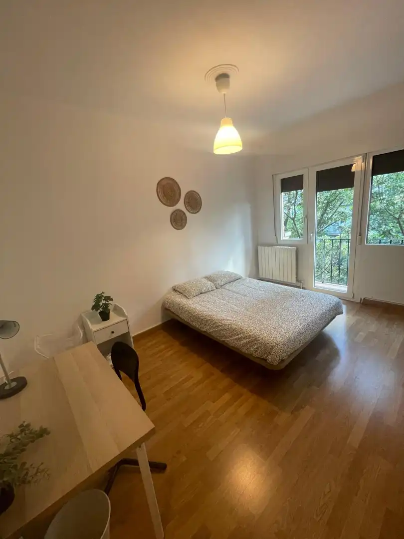 Habitación de Piso en venta en Zaragoza con Aire acondicionado, Calefacción y Trastero